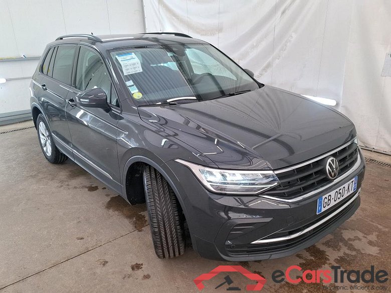 VOLKSWAGEN Tiguan / 2020 / 5P / SUV 2.0 TDI 150 DSG7 Life Business #4