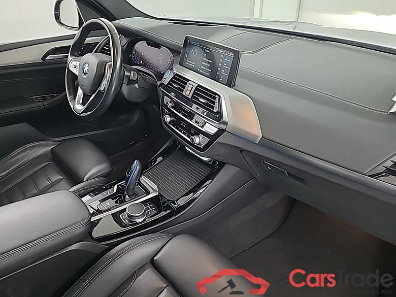 BMW iX3 80kWh Executive 5D 210kW #6