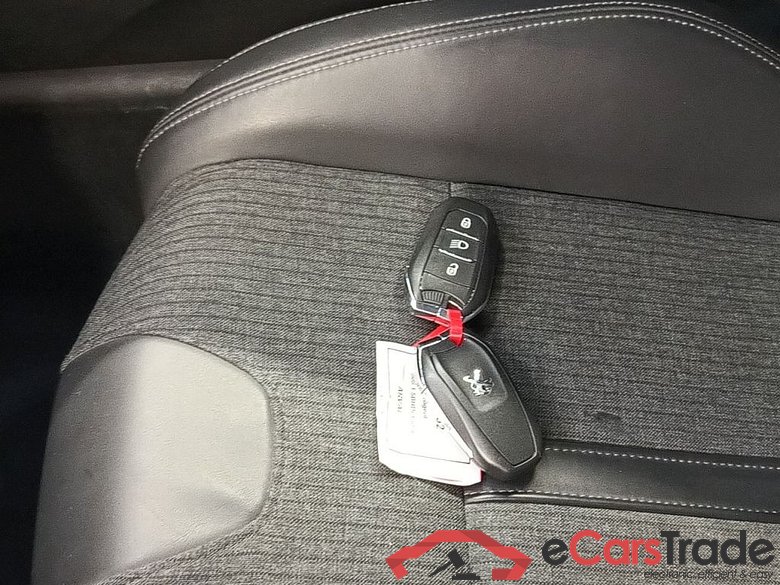 PEUGEOT 508 DIESEL - 2018 1.5 BlueHDi 130 Allure S&S 4d Automatic #4