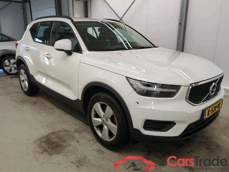 VOLVO XC40 1.5 T2 Moment. Core #5