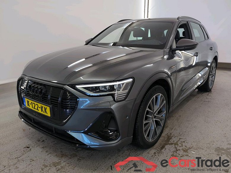 Audi e-tron 50 quattro edition 5d + Pano
