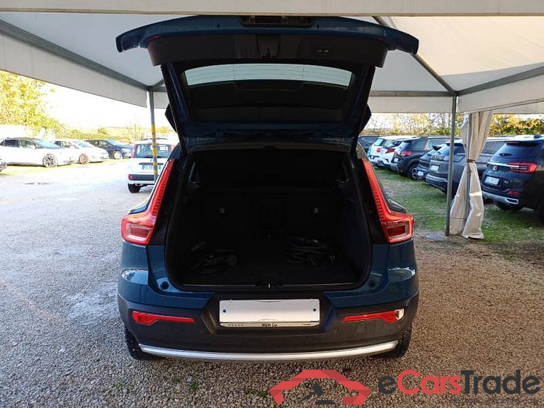 VOLVO XC40 / 2021 / 5P / SUV T5 RECHARGE PLUG-IN AUTO PLUS BRIGHT #5