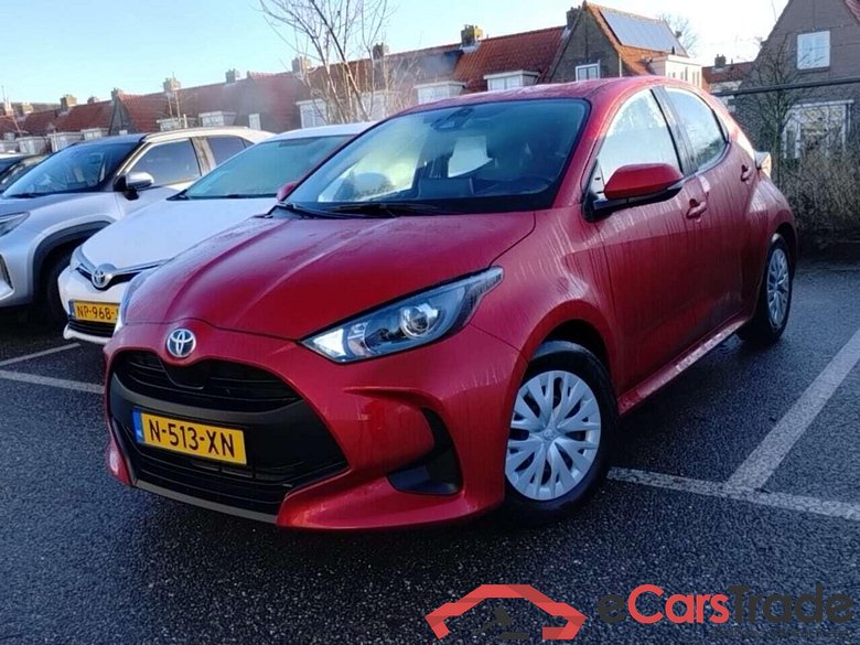 TOYOTA YARIS 1.5 Hybrid Active #1