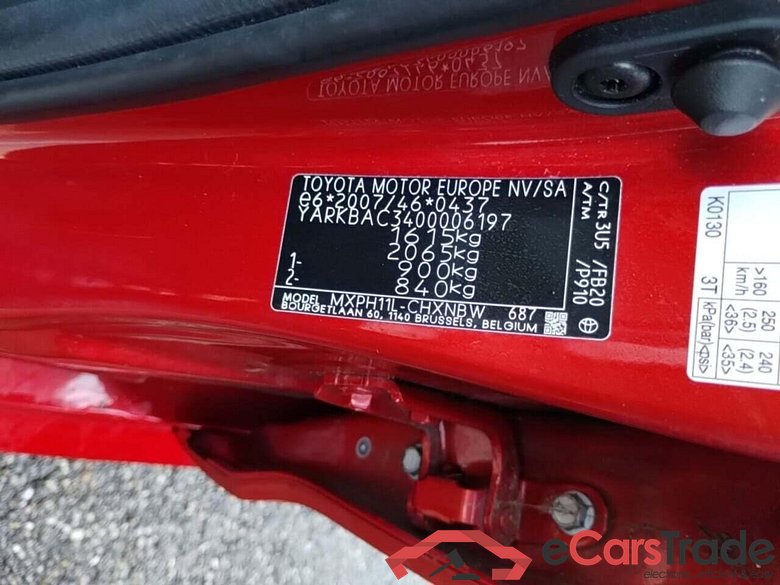 TOYOTA YARIS 1.5 Hybrid Active #3