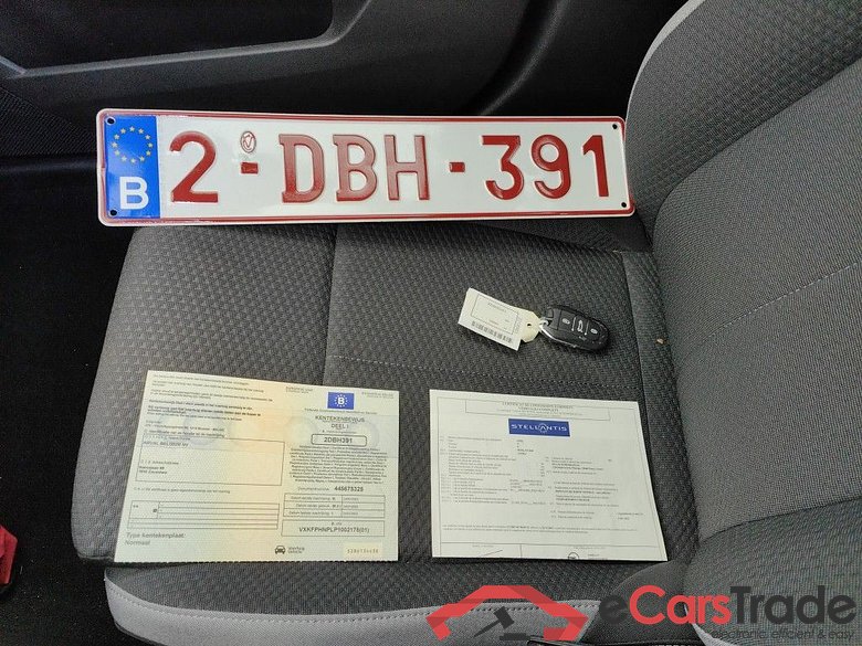 Opel Astra 1.2 Turbo 81kW S/S Edition 5d #4