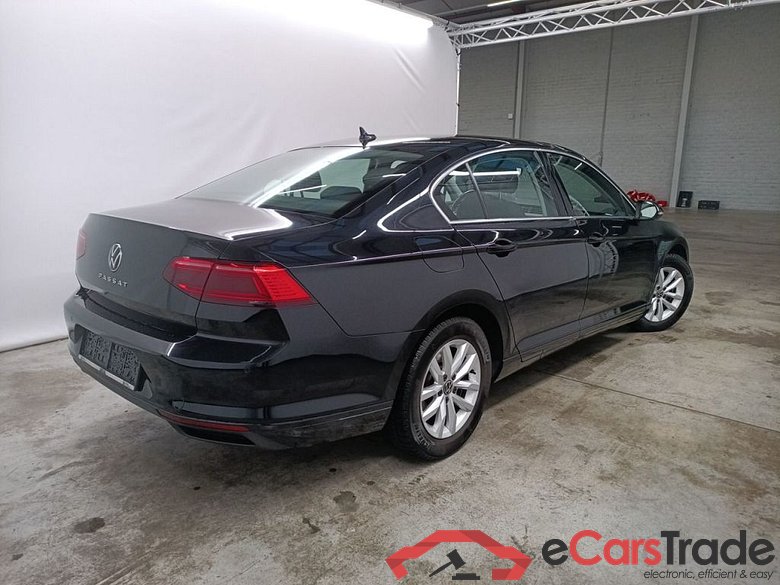Volkswagen Passat 2.0 TDI 110kW Style Business 4d #2