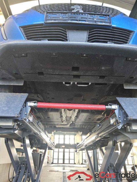 Peugeot 2008 (P1)(11.2019->) DE - SUV5 1.2 PureTech 130 EU6d, Allure Pack (EURO 6d), 2020 - 2023 #5