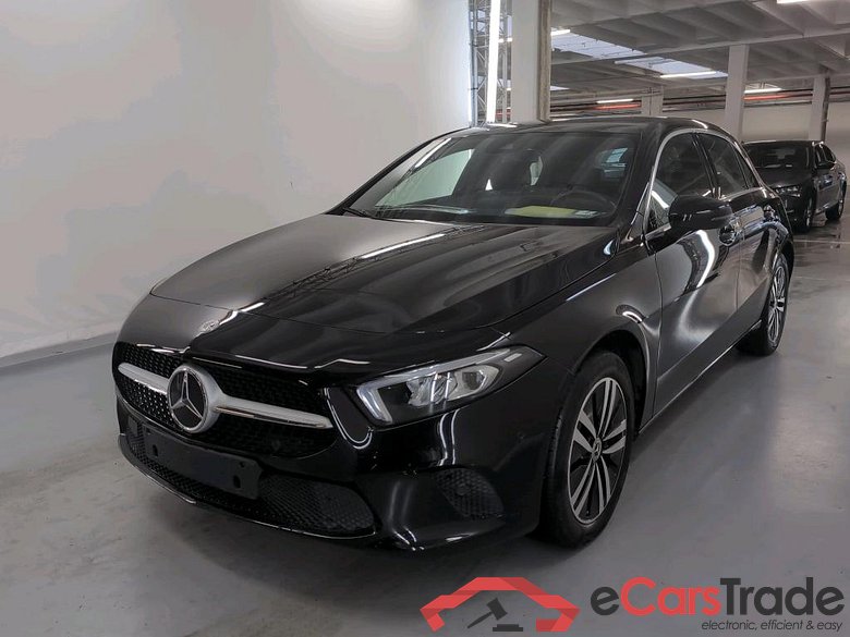 MERCEDES-BENZ A-CLASS 1.3 A 250 E DCT BUSINESS SOLUTION