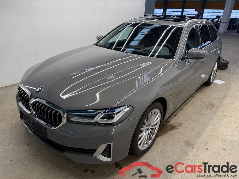 Baureihe 5 Touring 530 e xDrive Luxury Line 2.0 215KW AT8 E6d #1