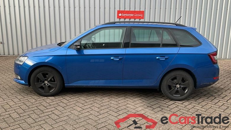 SKODA FABIA COMBI 1.0tsi greentech sport business 70kW #2