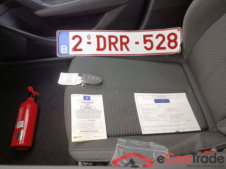 Peugeot 308 SW 1.2 PureTech 130 S&S Active Pack 5d #4