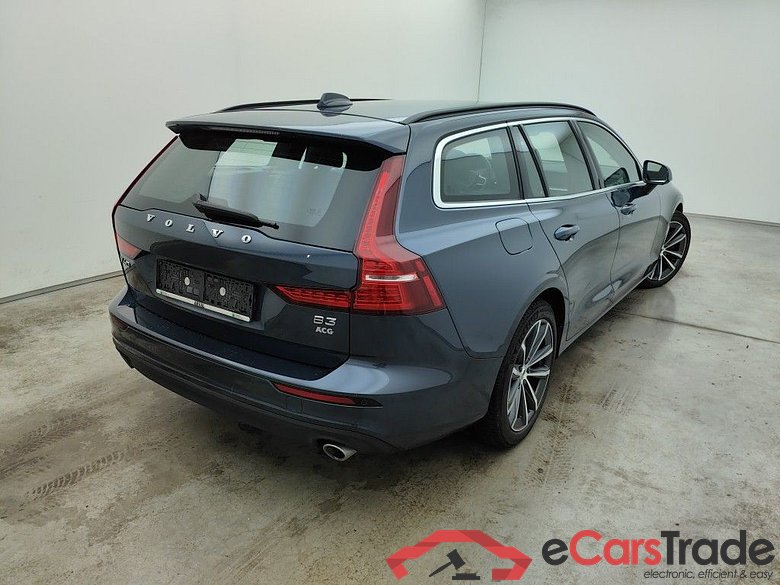 Volvo V60 B3 Geartronic Momentum Pro 5d #2