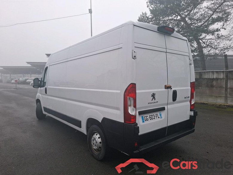 Boxer Fourgon Surélevé 335 L3H2 Asphalt BlueHDi 165 Stop&Start 2.2 165CV BVM6 #2