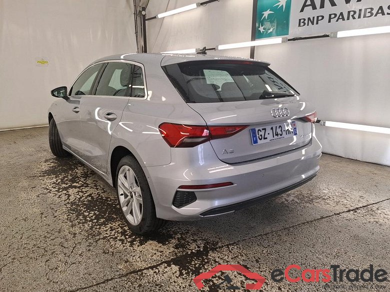 AUDI A3 Sportback / 2020 / 5P / Berline 40 TFSI e 204 S Tronic Design #2