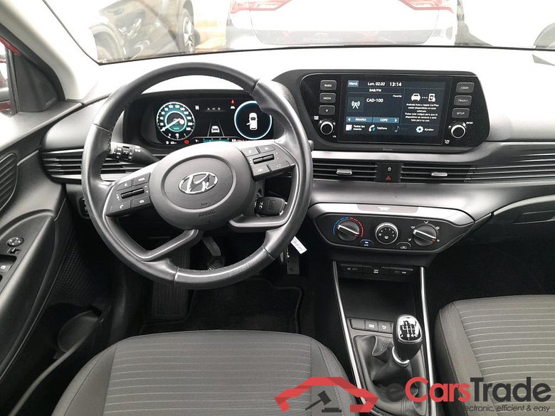 HYUNDAI i20 / 2020 / 5P / berlina con portón 1.0 TGDI 74kW (100CV) 48V Klass #3