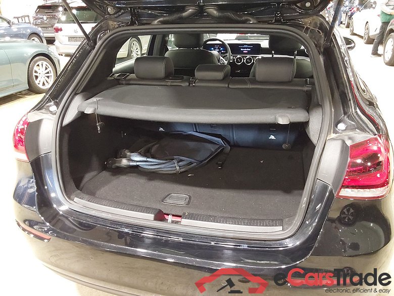 MERCEDES-BENZ A-CLASS LIMOUSINE 1.3 A 250 E BUSINESS SOLUTION DCT #3