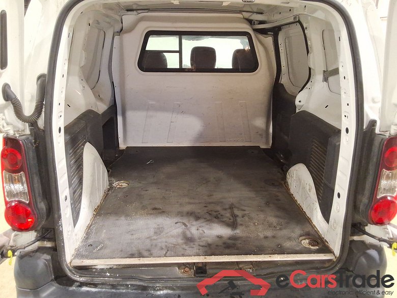 PEUGEOT PARTNER FOURGON SWB - 2015 1.6i L1H1 Premium 120 STOCK #3