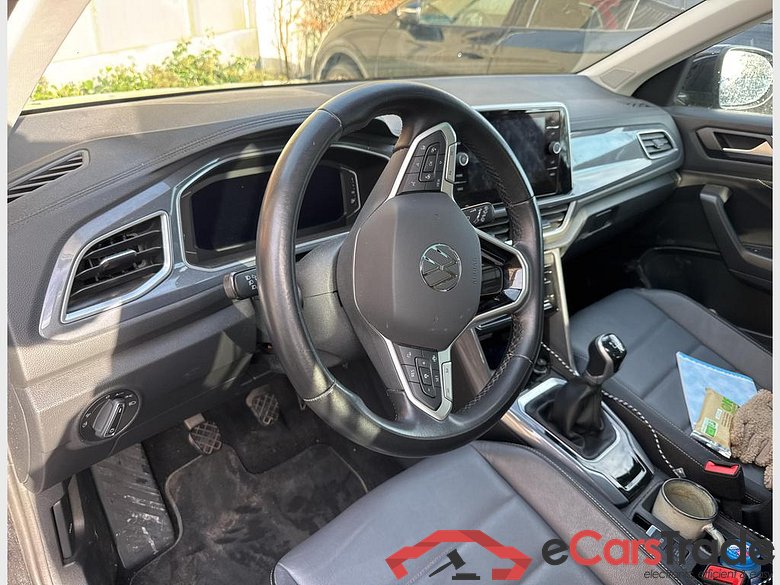 VOLKSWAGEN T-Roc T-Roc Style Business 1.0 TSI OPF 81 kW (110 ch) 6 vitesses manuel #3