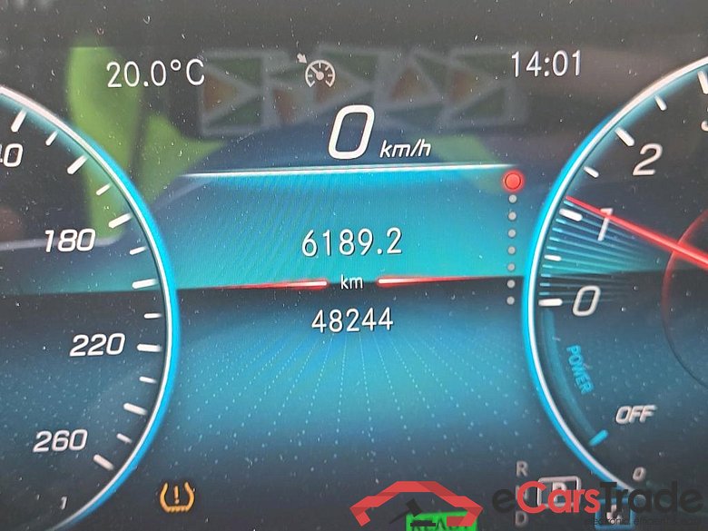 MERCEDES-BENZ GLA / 2020 / 5P / todoterreno GLA 250 e #5