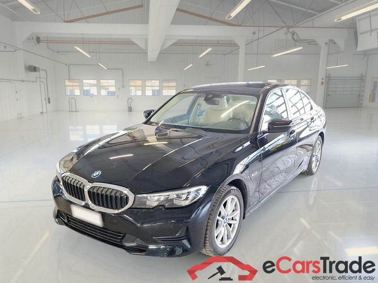 BMW SERIE 3 / 2018 / 4P / BERLINA 330E BUSINESS ADVANTAGE AUT. #1