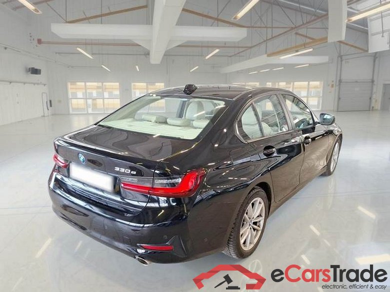 BMW SERIE 3 / 2018 / 4P / BERLINA 330E BUSINESS ADVANTAGE AUT. #2