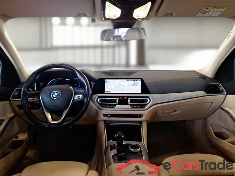 BMW SERIE 3 / 2018 / 4P / BERLINA 330E BUSINESS ADVANTAGE AUT. #3