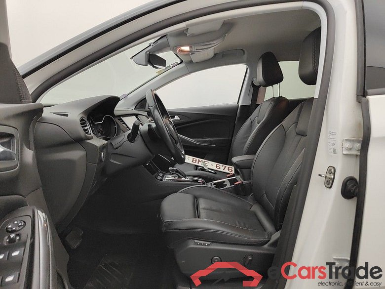 Opel Grandland X 1.6 Turbo S/S Hybrid Ultimate 5d #3