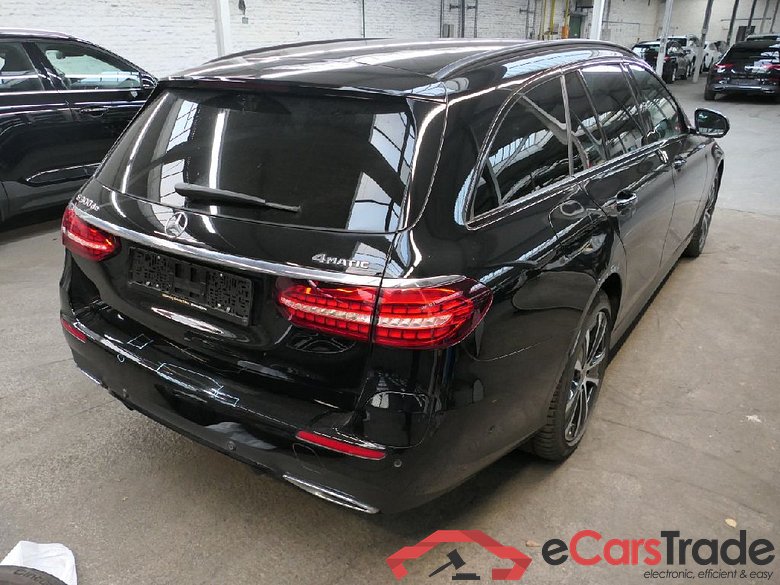 E -Klasse T-Modell E 300 de 4Matic (213.211)AMG 2.0 AMG Line 225KW AT9 E6d #2