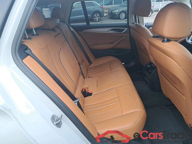 BMW 5 TOURING DIESEL - 2020 520 dA MHD #6
