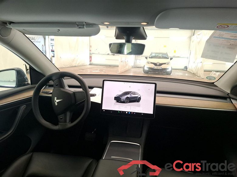 TESLA Model Y / 2020 / 5P / SUV Grand Autonomie Dual Motor AWD #6
