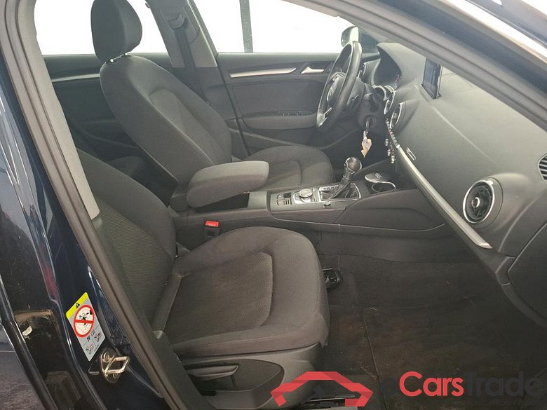 AUDI A3 Sportback / 2016 / 5P / Berline 30 TFSI S TRONIC BUSINESS LINE #6