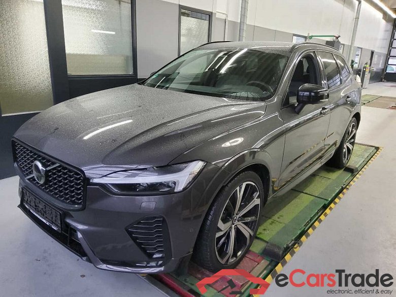 Volvo XC60 (03.2017->) DE - SUV5 B5 (Benzin) AWD EU6d, Ultimate Dark Mild-Hybrid (EURO 6d), (Facelift) #1