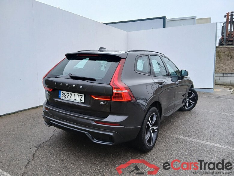 VOLVO XC60 / 2017 / 5P / todoterreno 2.0 B4 D AWD R-Design Auto #2