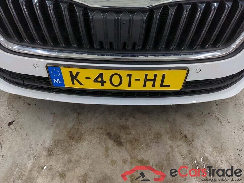 SKODA Octavia Combi 1.0 TSI Bns Edition #4