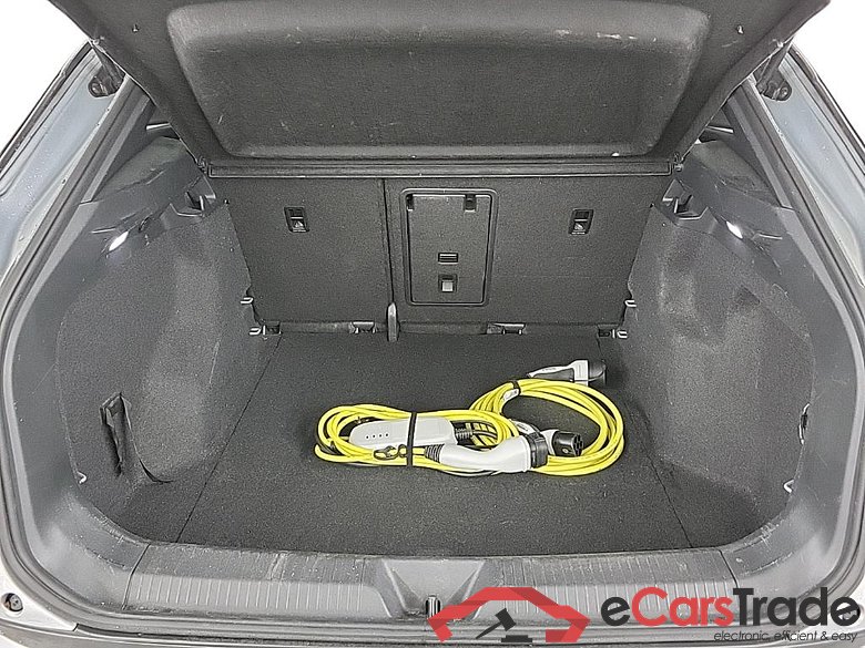 VOLKSWAGEN ID.4 77kWh Business Auto 5D 150kW #5