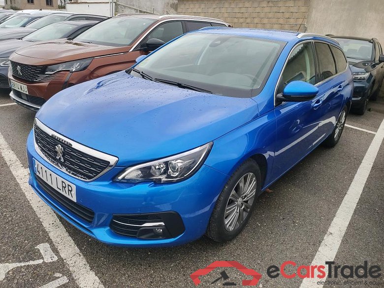 PEUGEOT 308 / 2017 / 5P / familiar SW Allure PureTech 130 S&S