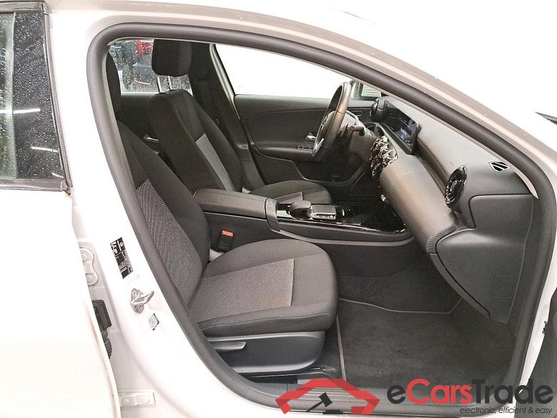 MERCEDES - MER A 180 d 116PK 8G-DCT Business Solution Essential #3