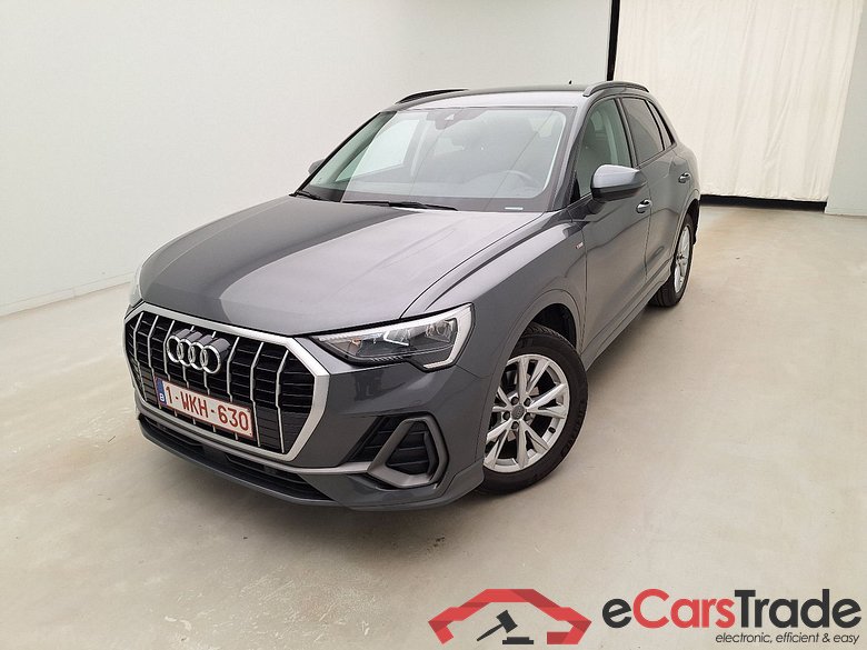 Audi, Q3 '18, Audi Q3 35 TDI S tronic S line Business Edition 5d #2