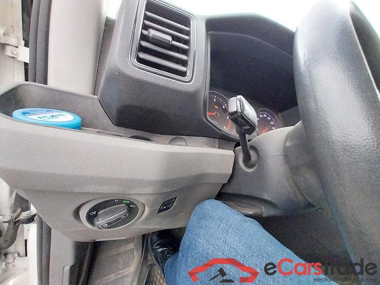 VOLKSWAGEN Crafter 30 Fourgon Mwb Hr Crafter 2.0 CR TDi L3H3 #3