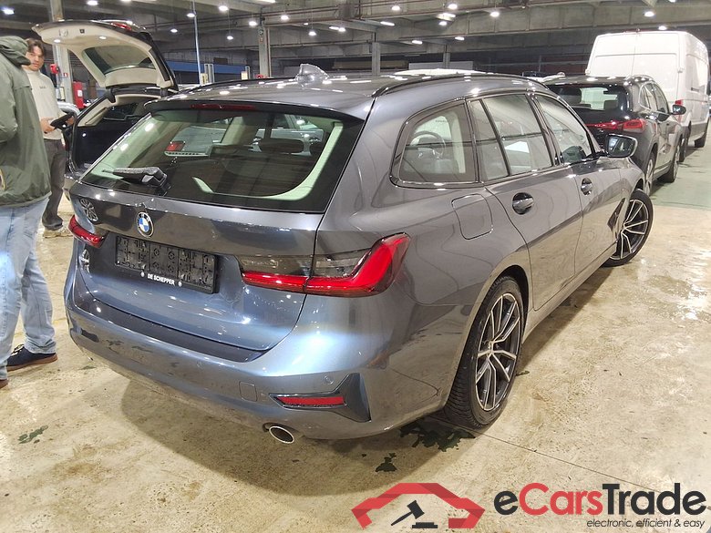 BMW 3 SERIES TOURING 2.0 318DA (100KW) TOURING #4