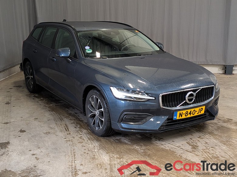 VOLVO V60 2.0 B3 Mom. Adv. #2