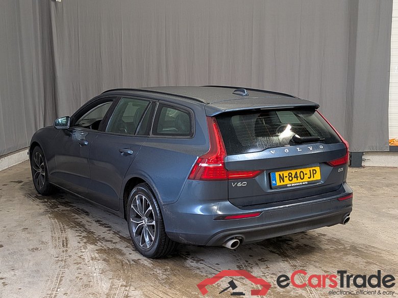 VOLVO V60 2.0 B3 Mom. Adv. #4