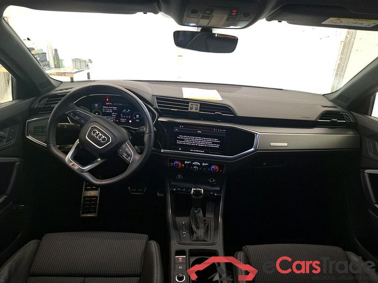 AUDI Q3 / 2018 / 5P / SUV 45 TFSI E 245 S TRONIC S LINE #5