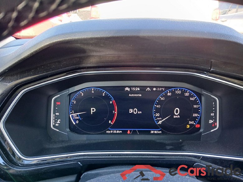 VOLKSWAGEN T-Cross / 2018 / 5P / todoterreno Sport 1.5 TSI 110kW (150CV) DSG #4