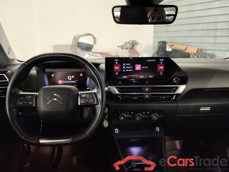 CITROEN C4 / 2020 / 5P / BERLINA BLUEHDI 130 SeS FEEL PACK EAT8 #4