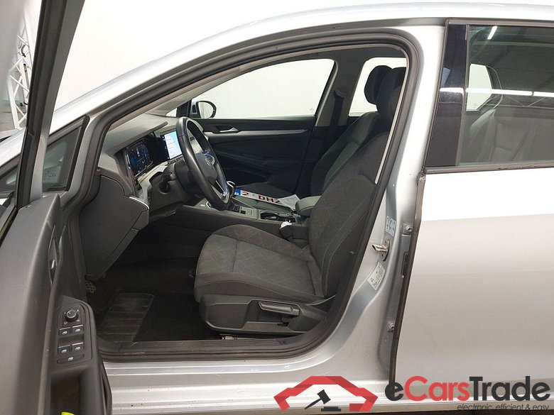 Volkswagen Golf VIII 1.0 TSI 81kW Life Business 5d #3