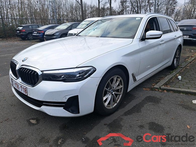 BMW 5 TOURING DIESEL - 2020 520 dA MHD