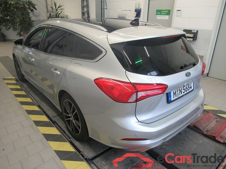 Ford Focus Turnier (CGE)(2018->) DE - Kb5 2.0 EcoBlue EU6d-T, Vignale Start/Stopp (EURO 6d-TEMP), 2018 - 2021 #4