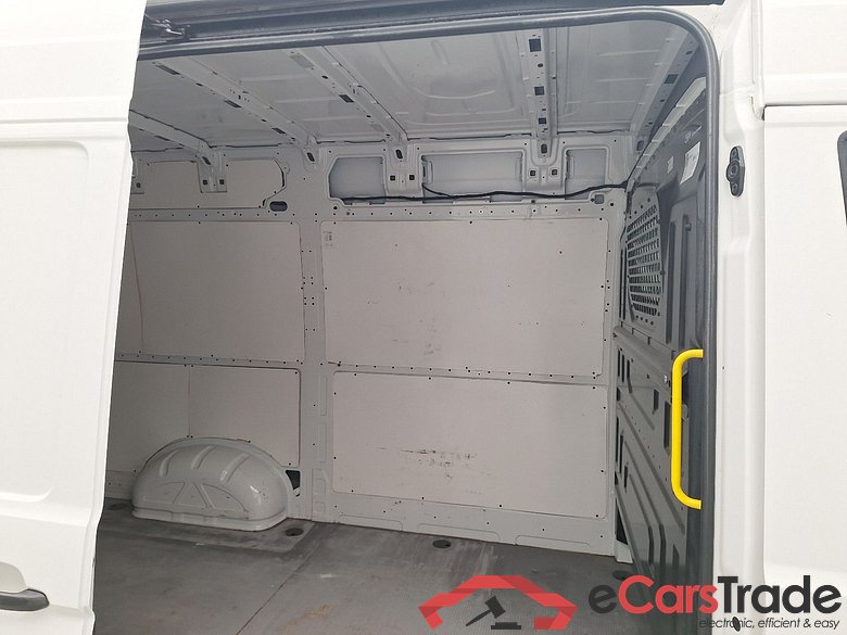 VW, _Crafter '17, Volkswagen CRAFTER 35 2.0TDI 103/140 L3H3 4d #4