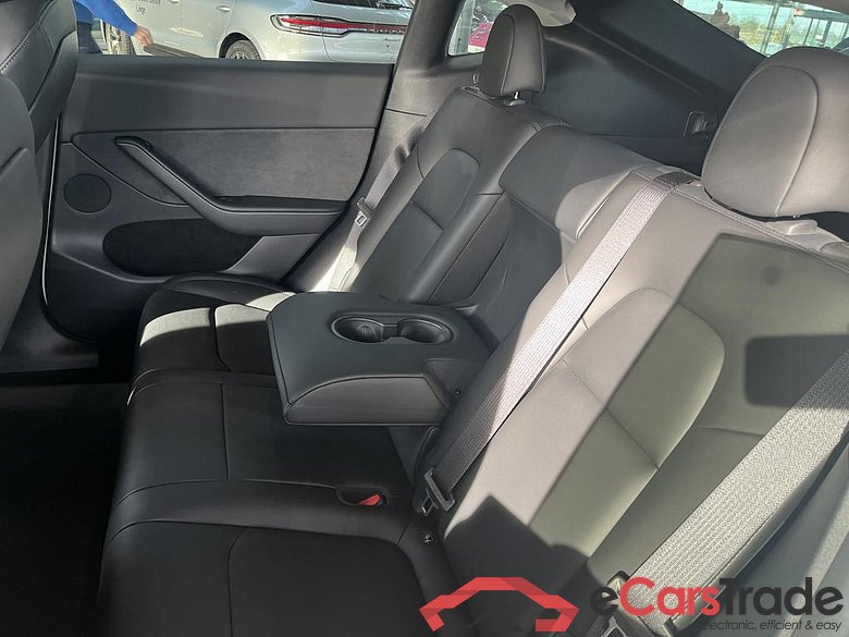 TESLA Model Y Model Y 72.5 kWh Dual Motor Performance (377 kW) #3